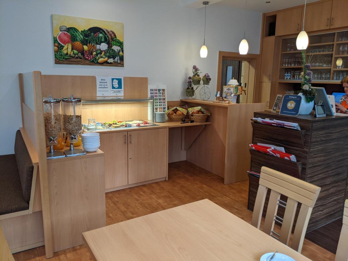 祖姆施彻沃兹巴瑞酒店 福恩施特劳斯 外观 照片